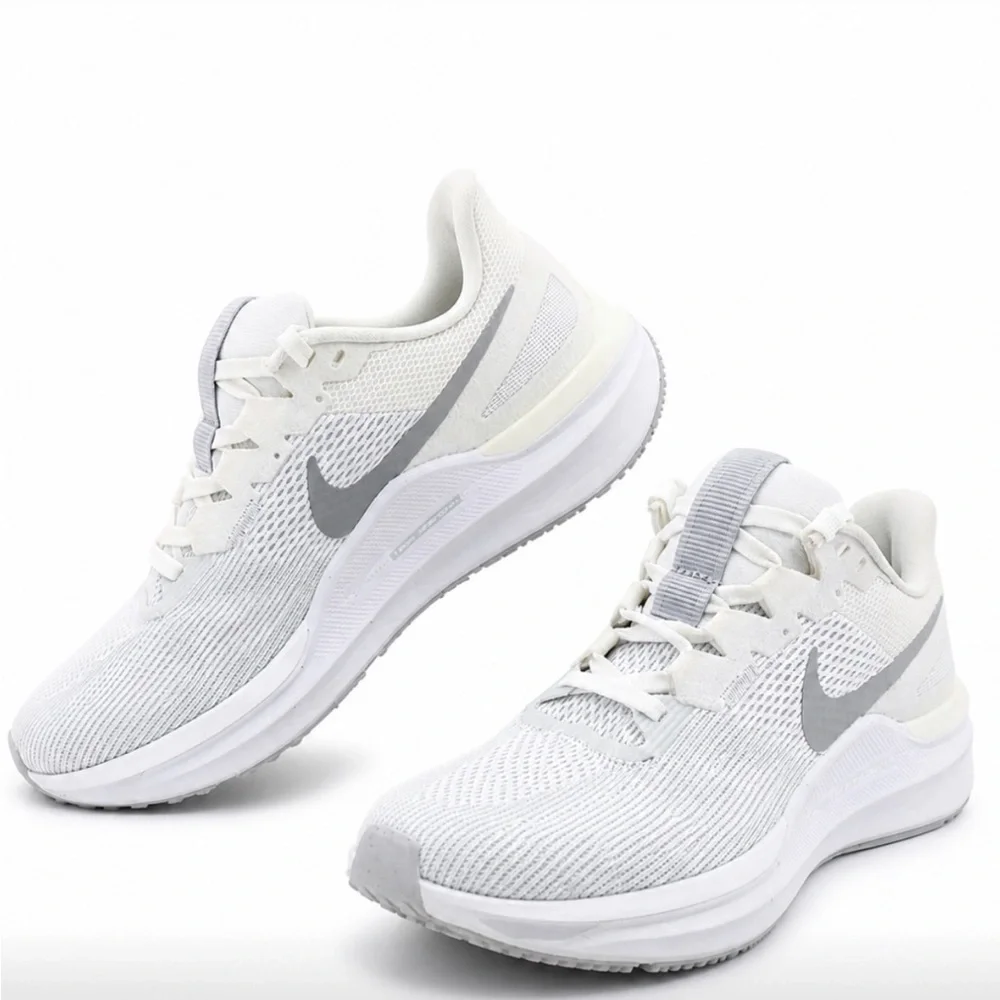 NIKE Air Zoom Structure 25 White Pure Platinum Running Shoes Women’s Size 6